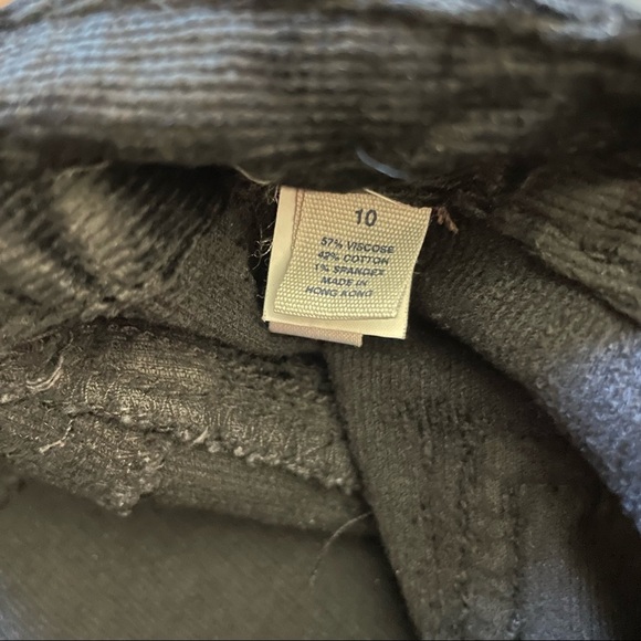 Express | Black Velvet Corduroy Y2K Front and Back Seam Flare Pants - Picture 7 of 7